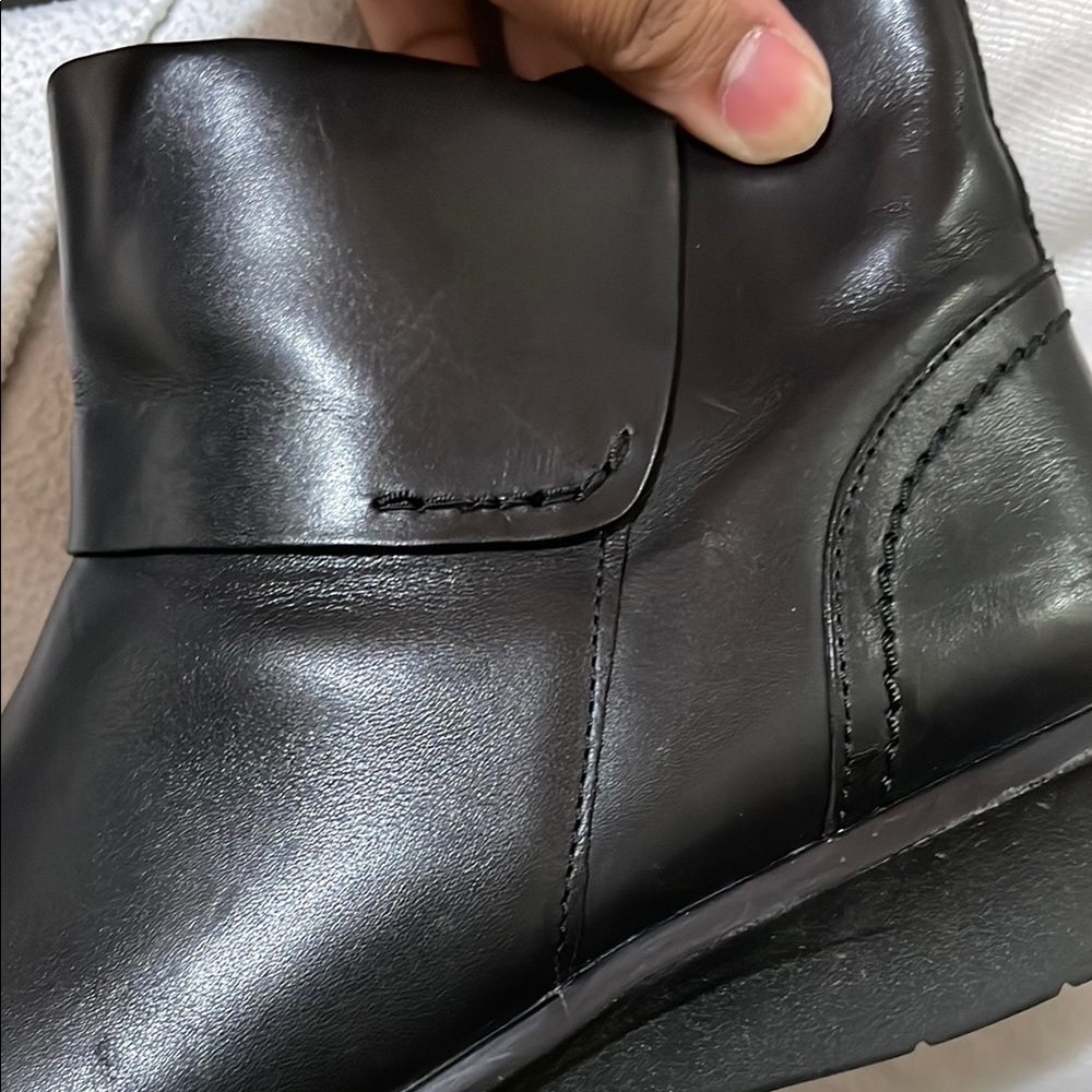 Sleek Black Ankle Boots - Picture 4 of 7